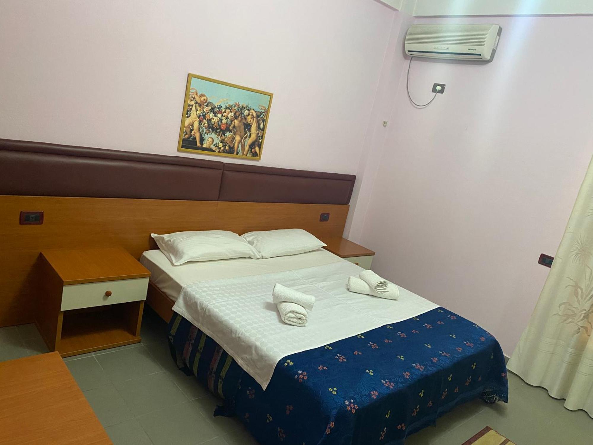 Hotel Edland فلورا المظهر الخارجي الصورة
